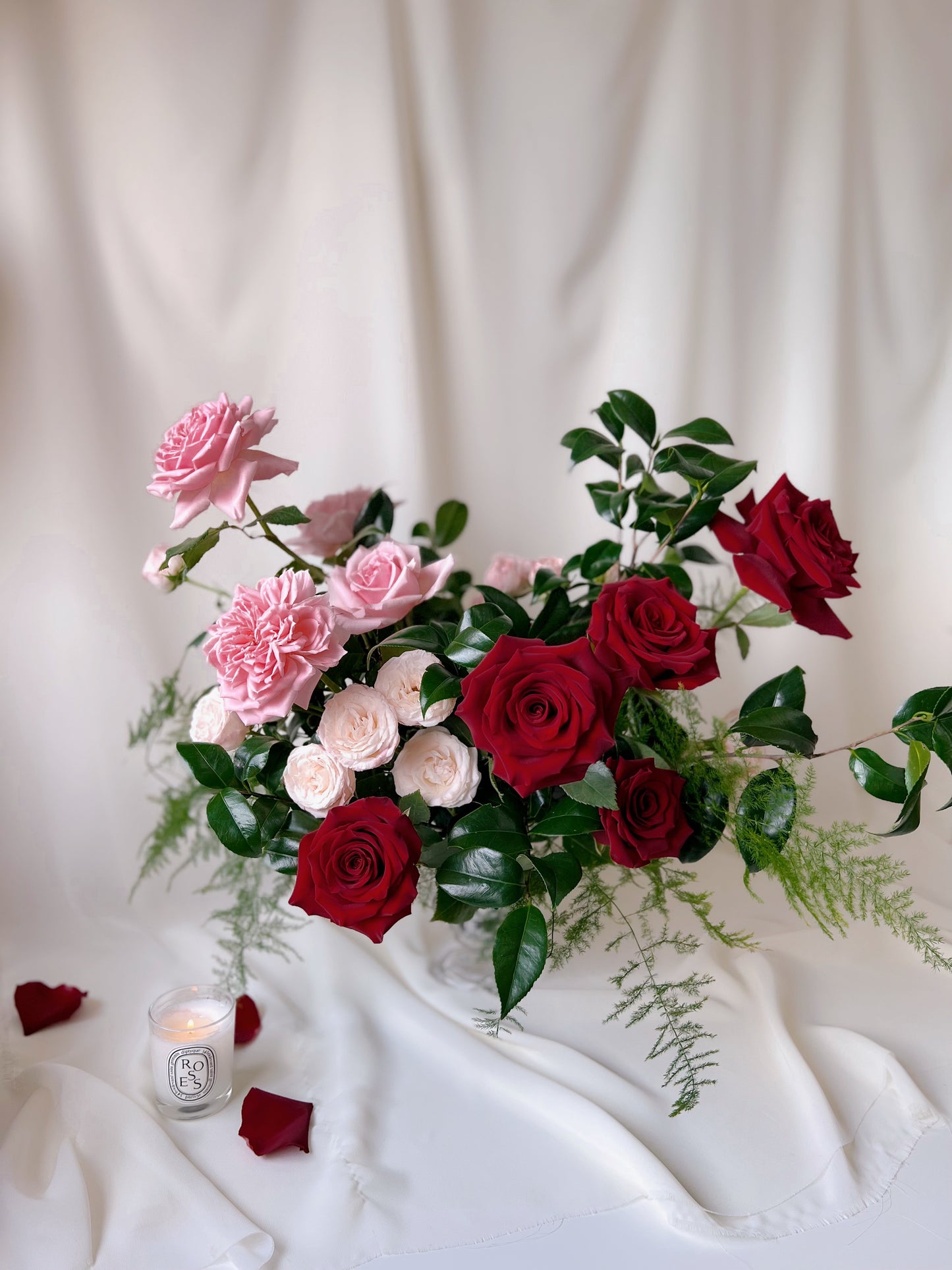 Cupid's Garden, Vase