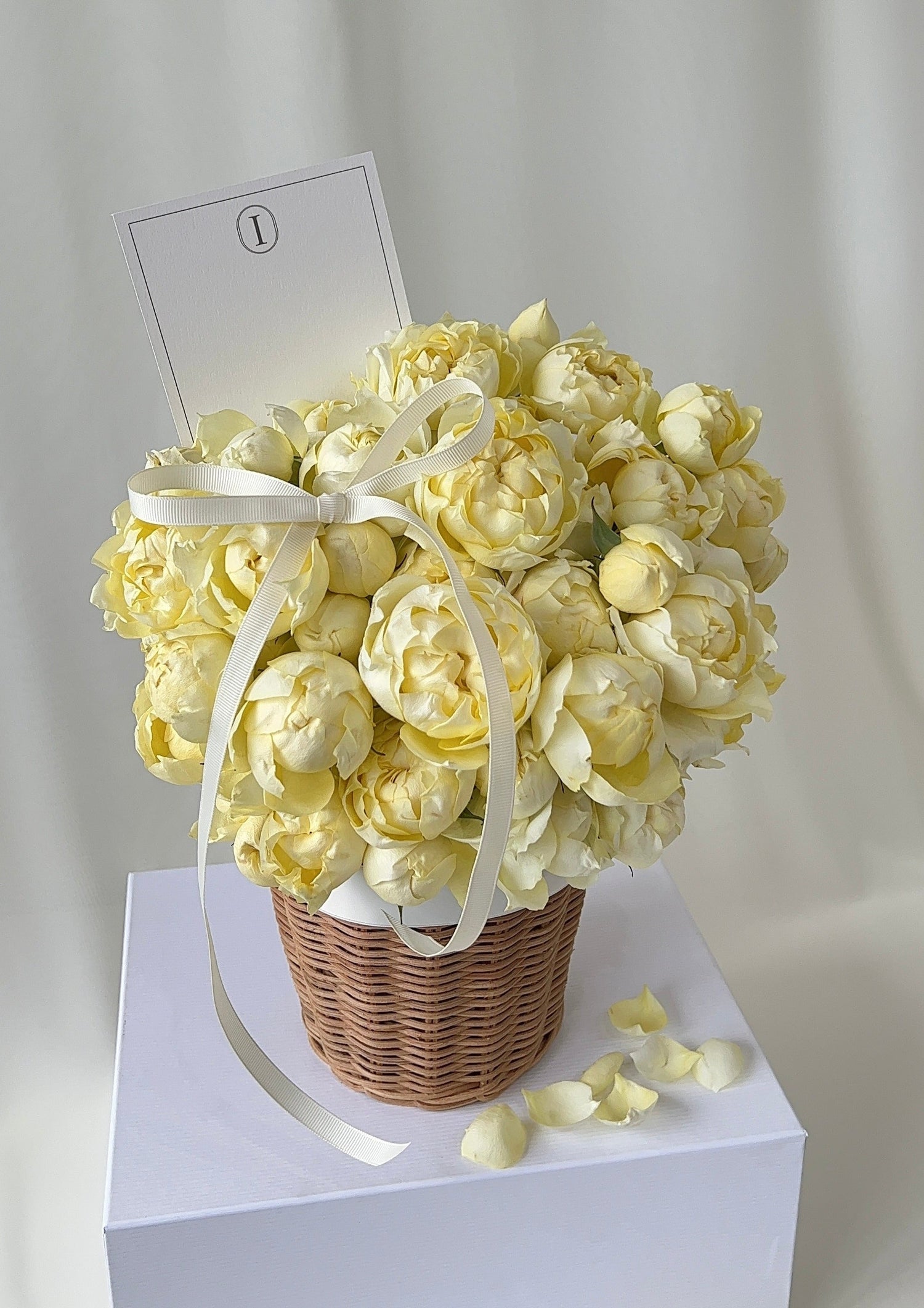 Floral Basket, Fresh Flowers