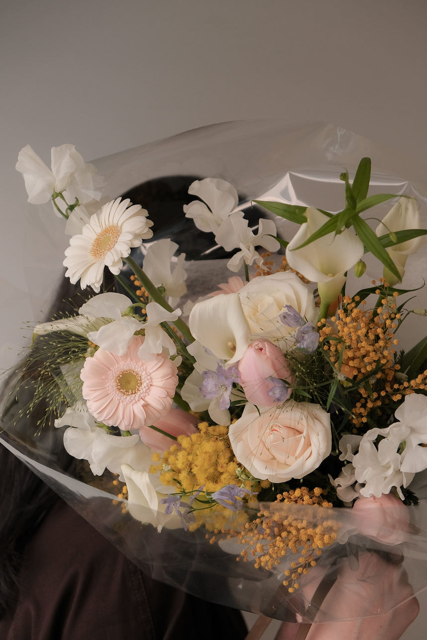 Gentle Assembly, Bouquet