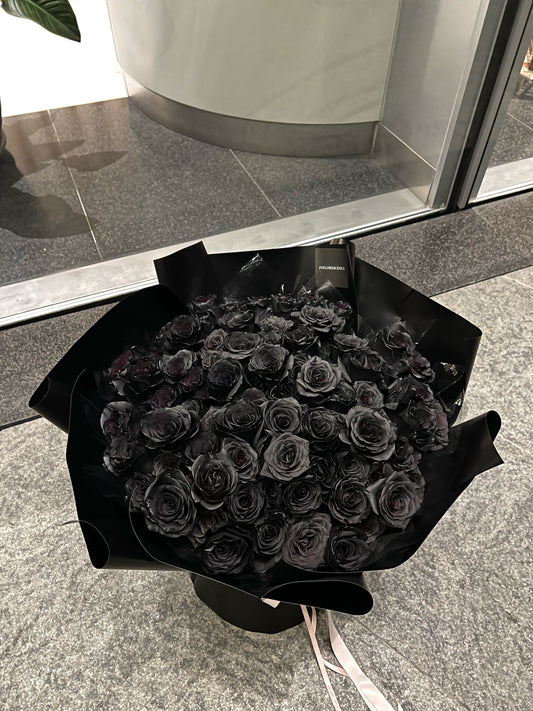 Soulmate | 99 Black Roses, Bouquet