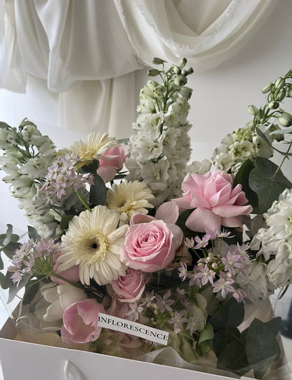 Dear Juliet, Bouquet
