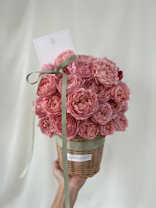 La Vie en Rose, Floral Basket