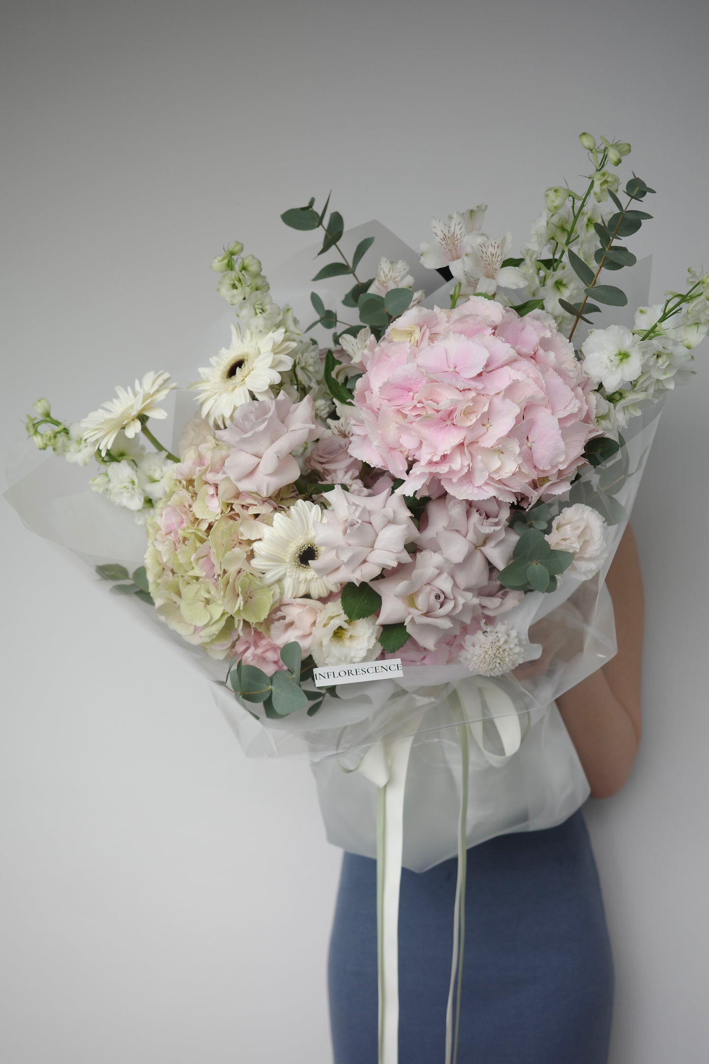 Dear Juliet, Bouquet